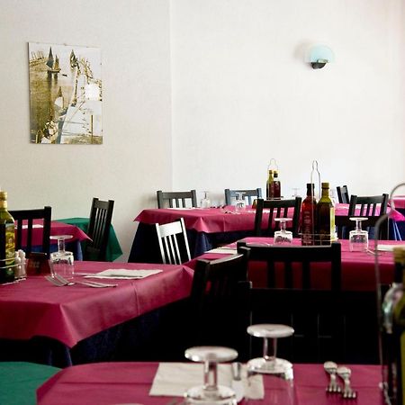 Hotel Maris Stella Риччоне Экстерьер фото