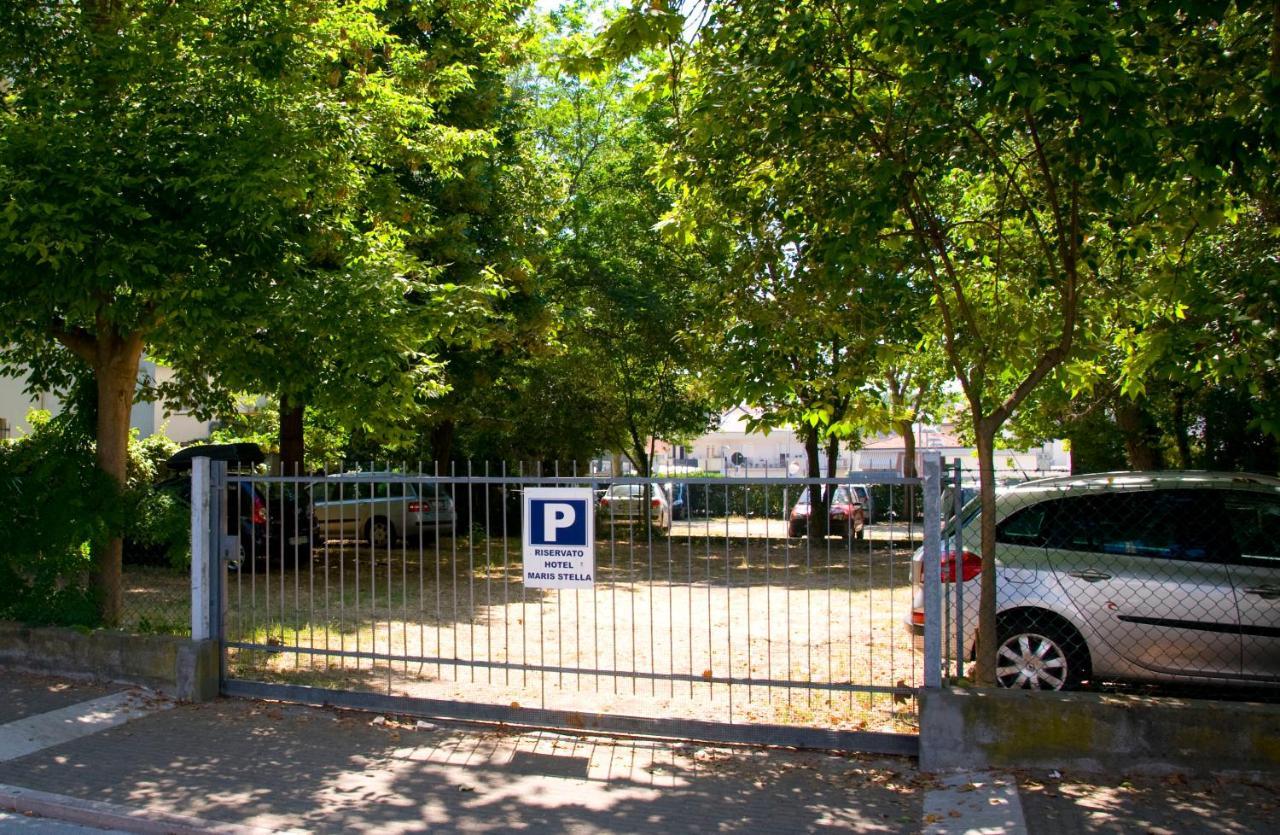 Hotel Maris Stella Риччоне Экстерьер фото