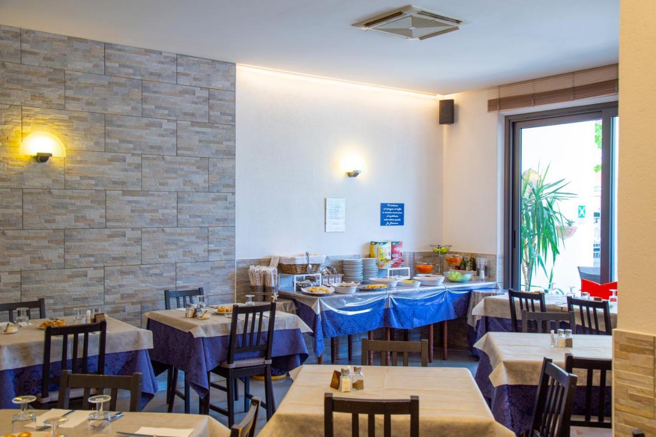 Hotel Maris Stella Риччоне Экстерьер фото