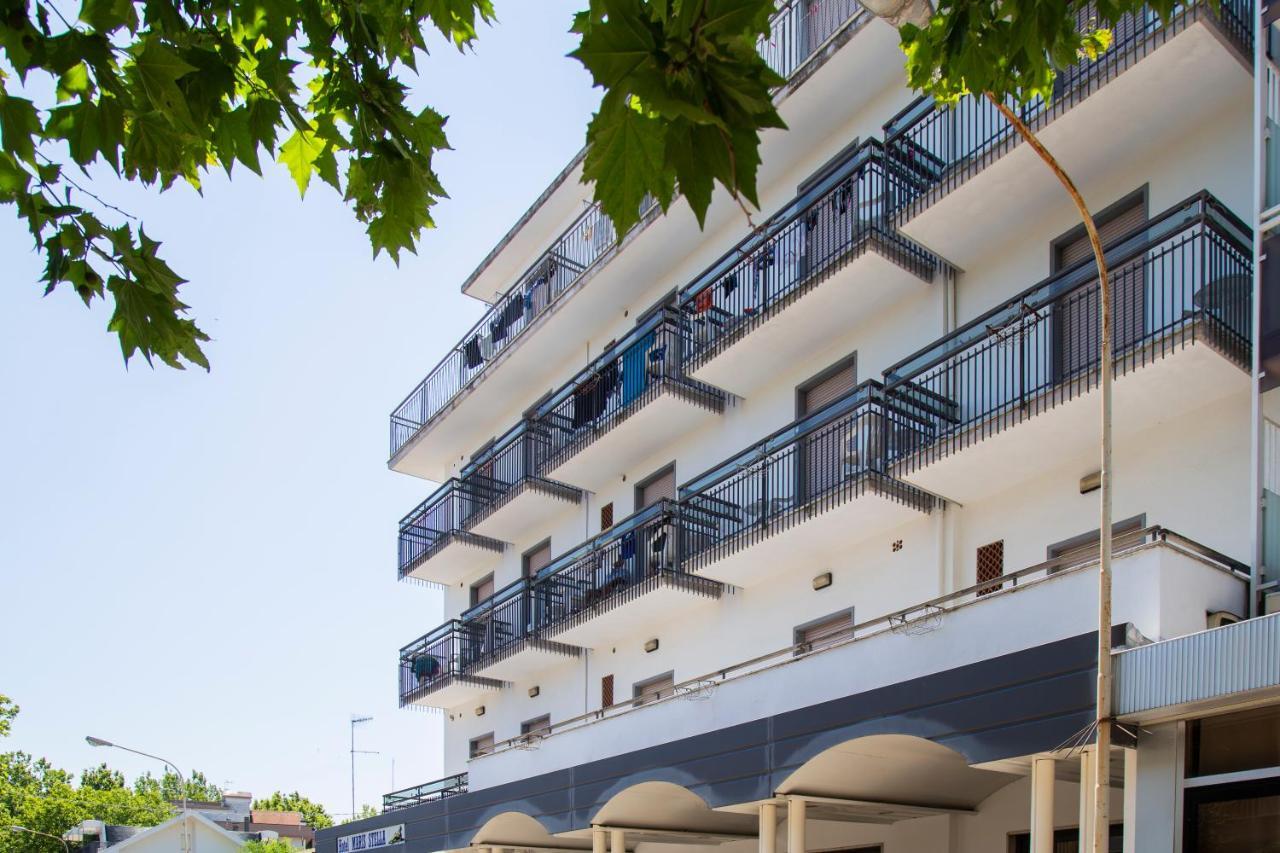 Hotel Maris Stella Риччоне Экстерьер фото