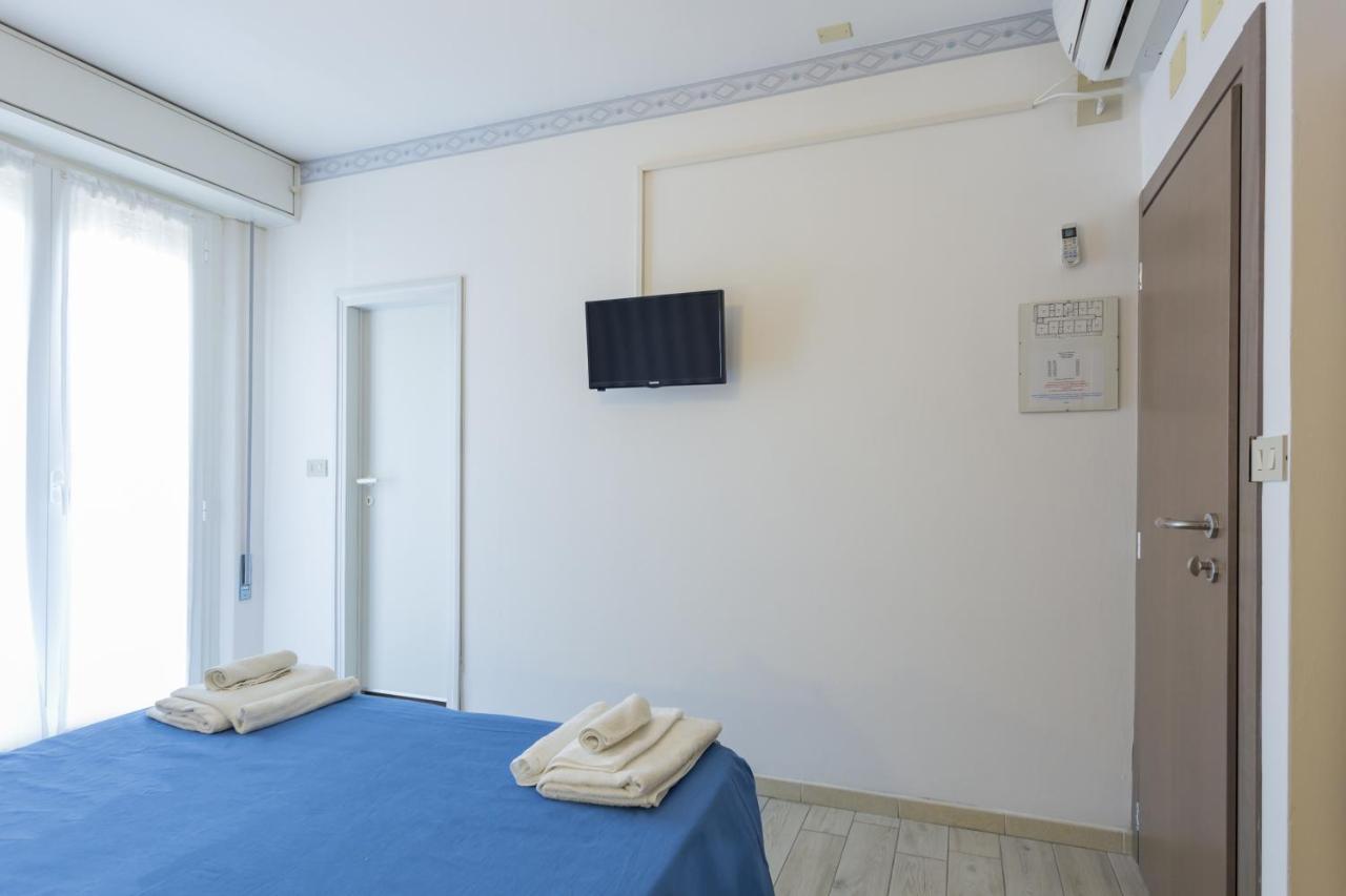 Hotel Maris Stella Риччоне Экстерьер фото