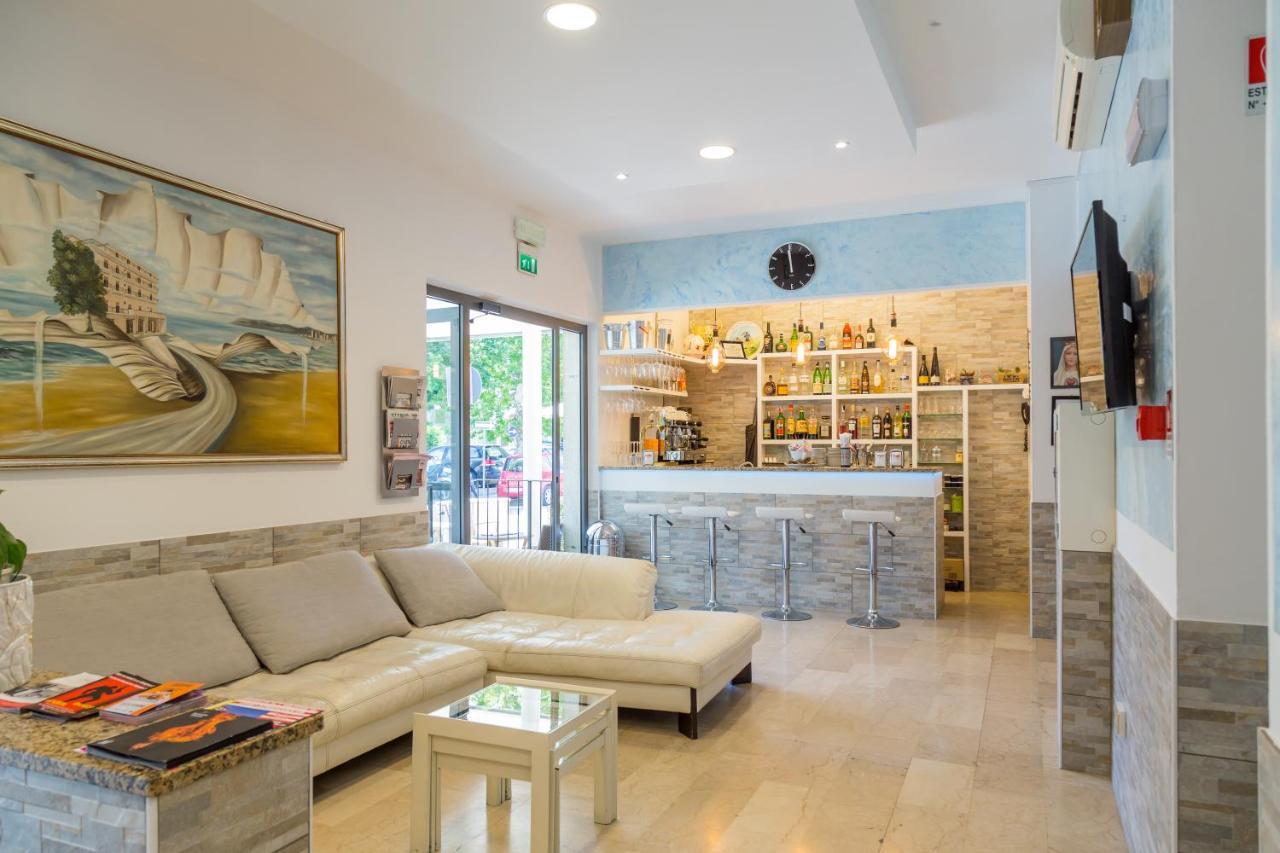 Hotel Maris Stella Риччоне Экстерьер фото